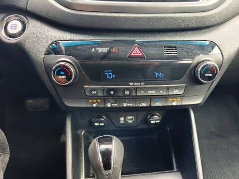 2017 Hyundai Tucson SE Plus