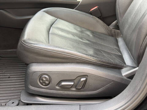 2017 Audi A4 2.0T quattro Premium Plus