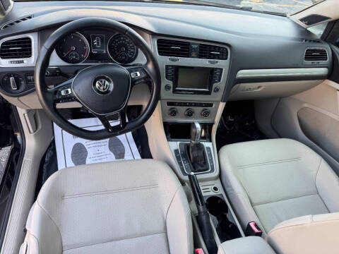 2015 Volkswagen Golf TDI SE