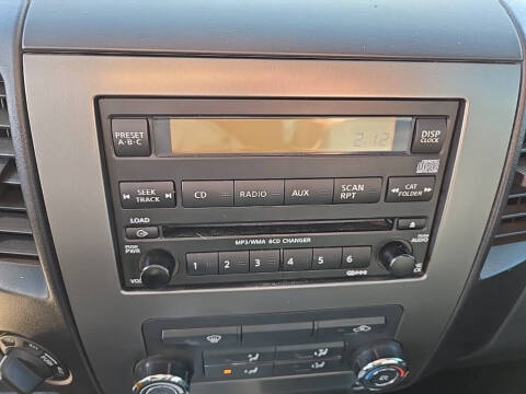 2011 Nissan Titan SV