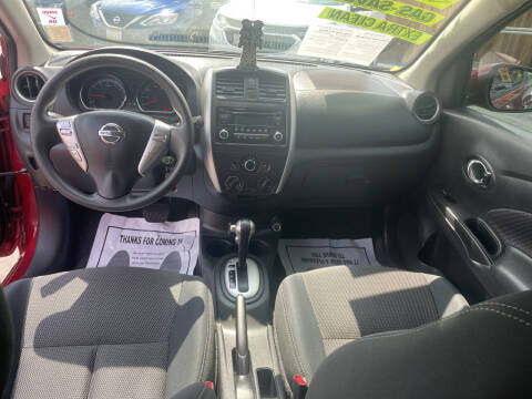 2017 Nissan Versa 1.6 S