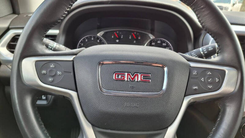 2018 GMC Acadia SLE-2