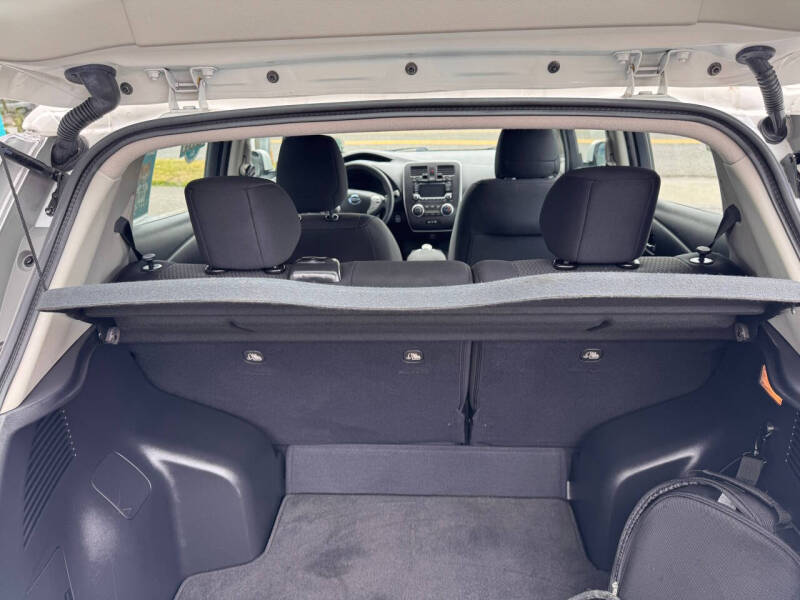 2016 Nissan LEAF S-24