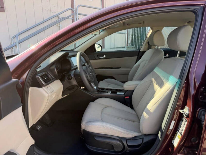 2018 Kia Optima LX