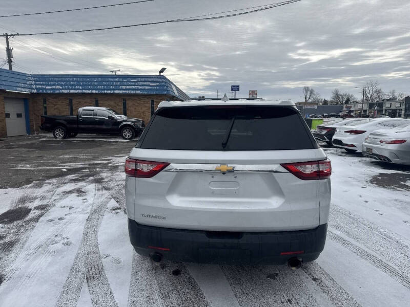 2018 Chevrolet Traverse LS