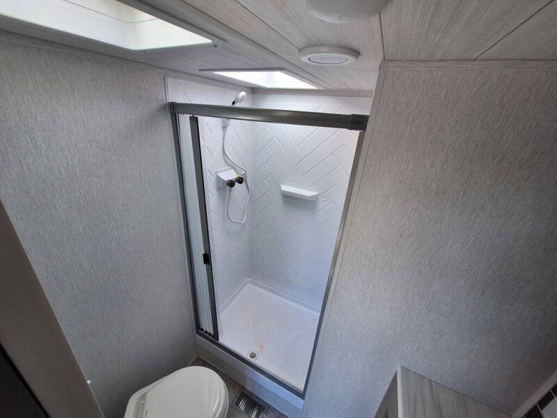 2024 Forest River Salem 28VIEW