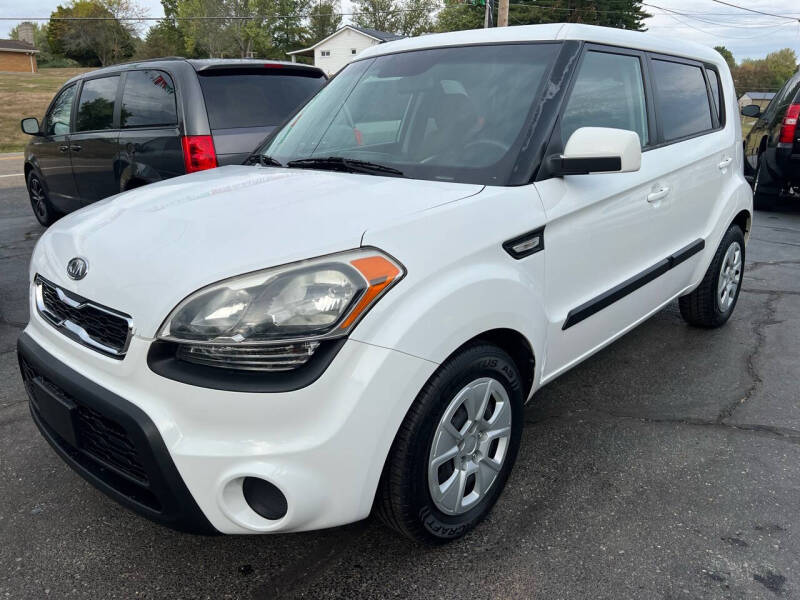 Used 2012 Kia Soul Base with VIN KNDJT2A5XC7360440 for sale in Dillonvale, OH