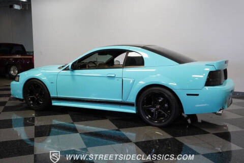 2004 Ford Mustang GT Deluxe