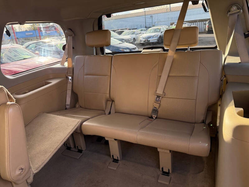 2007 Nissan Armada LE