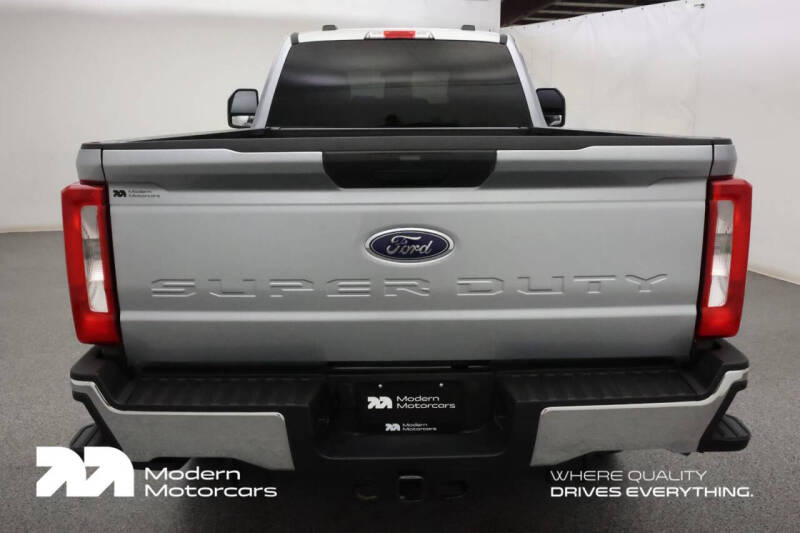 2023 Ford F-350 Super Duty XLT