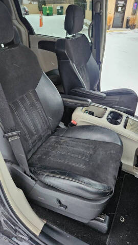 2014 Chrysler Town and Country 30th Anniversary