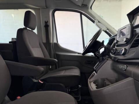 2021 Ford Transit 350 HD XLT