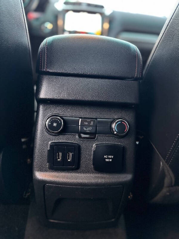 2017 Ford Explorer Sport