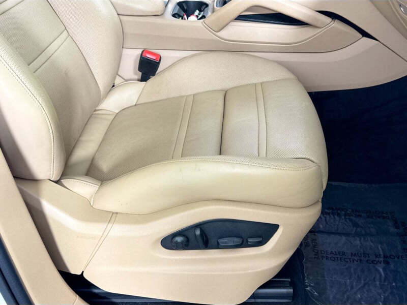 2022 Porsche Cayenne E-Hybrid