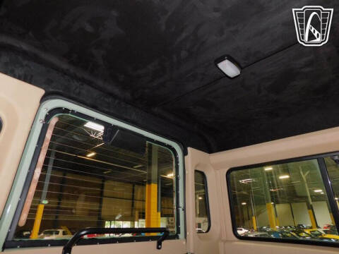 1987 Land Rover Defender