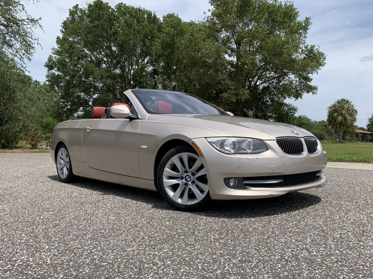 2012 BMW 3 Series 8