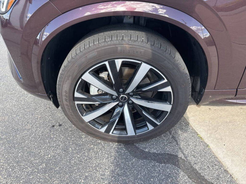 2025 Volvo XC90 B5 Core Bright Theme