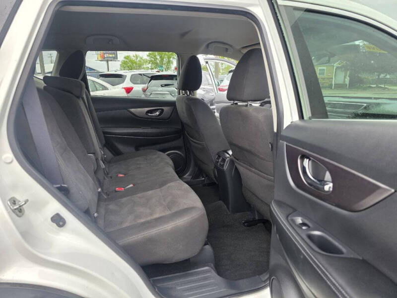 2016 Nissan Rogue S