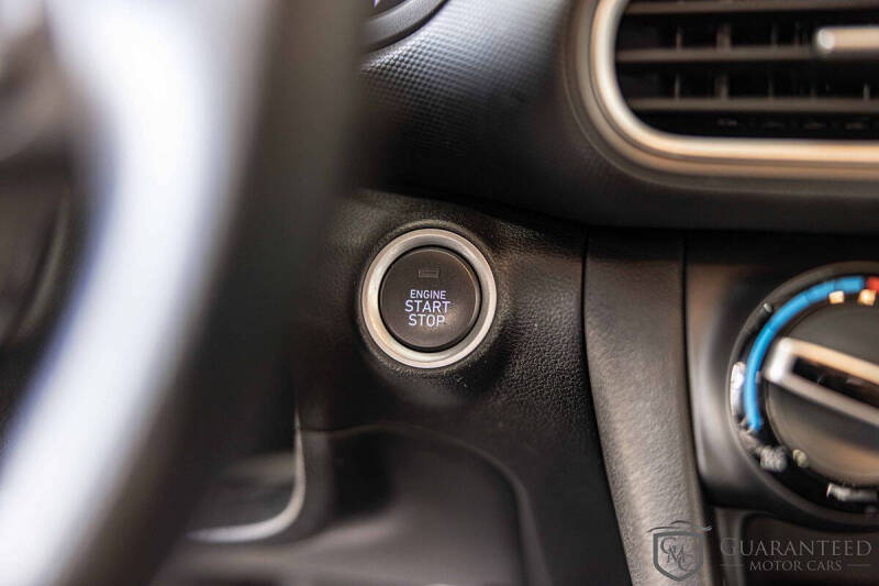 2020 Hyundai Kona SEL