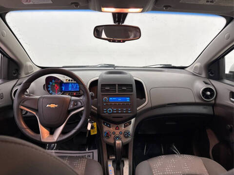 2014 Chevrolet Sonic LS Auto
