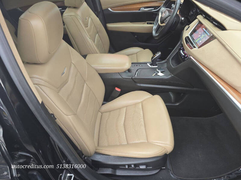 2018 Cadillac XT5 Platinum