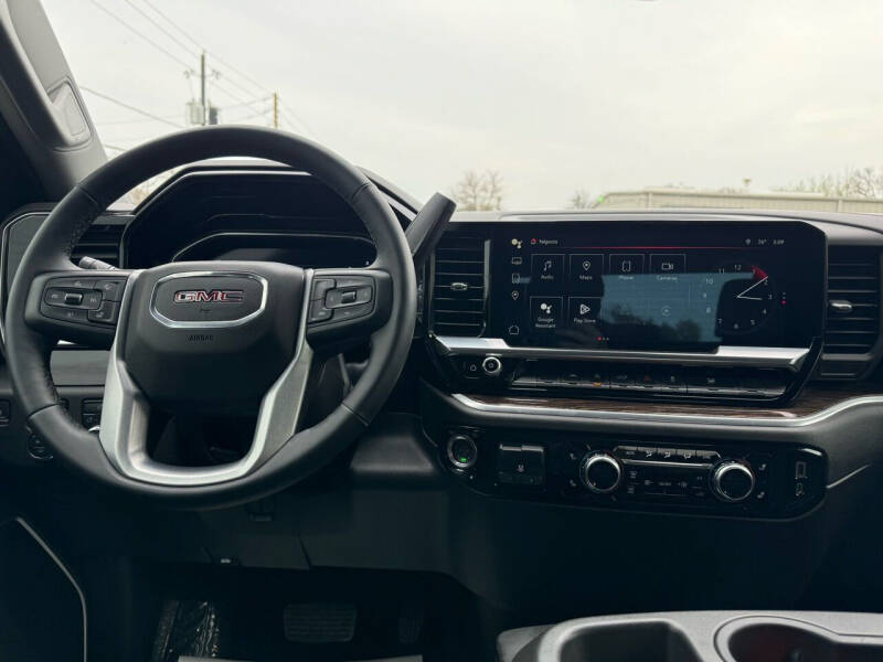 2023 GMC Sierra 1500 Elevation