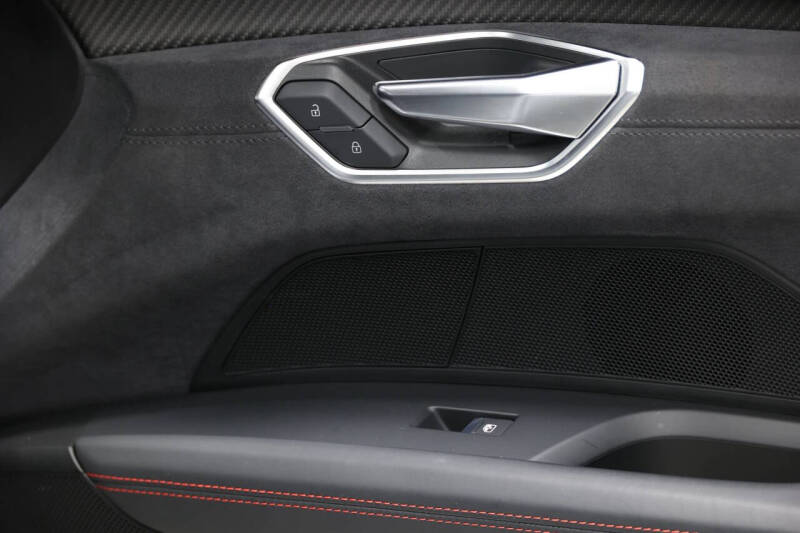 2022 Audi RS e-tron GT quattro