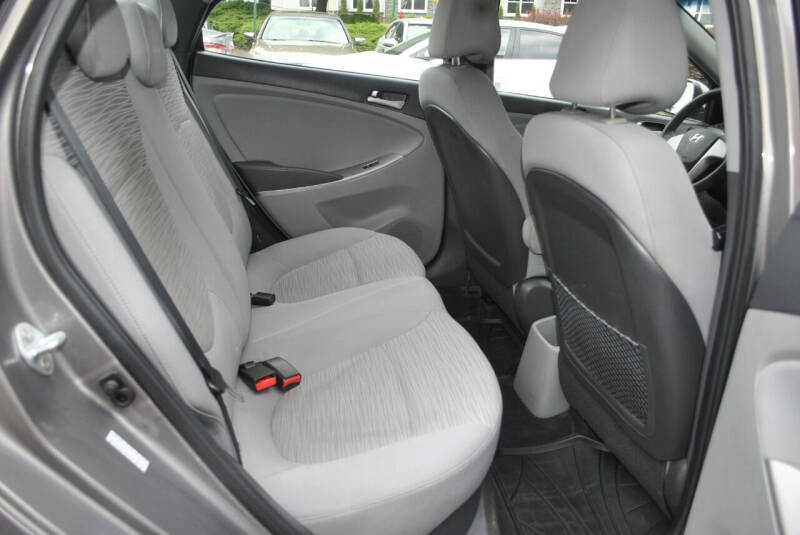 2017 Hyundai Accent SE