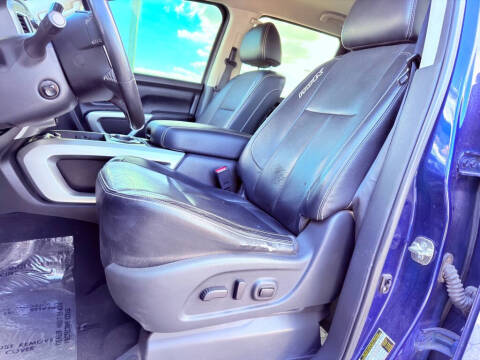 2019 Nissan Titan SV