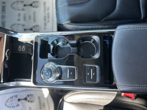 2020 Ford Edge Titanium