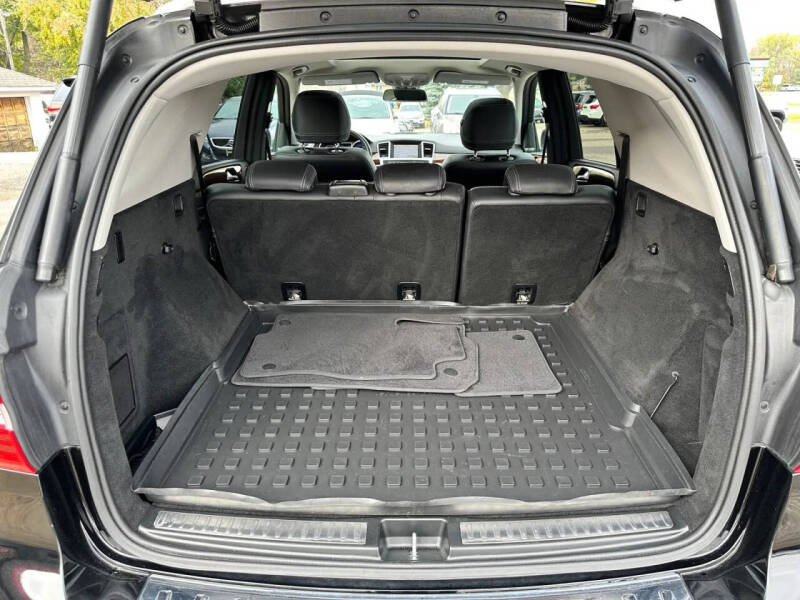 2012 Mercedes-Benz M-Class ML 550