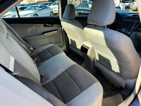 2014 Toyota Camry Hybrid