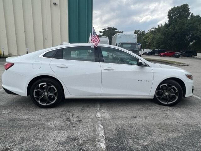 2022 CHEVROLET Malibu Sedan - $19,995