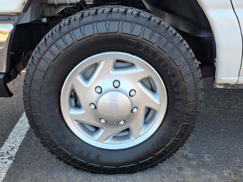 2012 Ford E-Series