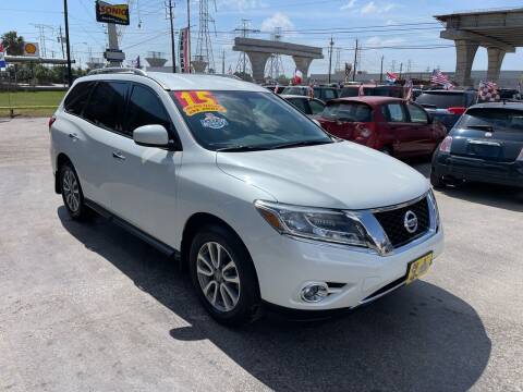 2015 Nissan Pathfinder for sale at Texas 1 Auto Finance in Kemah TX