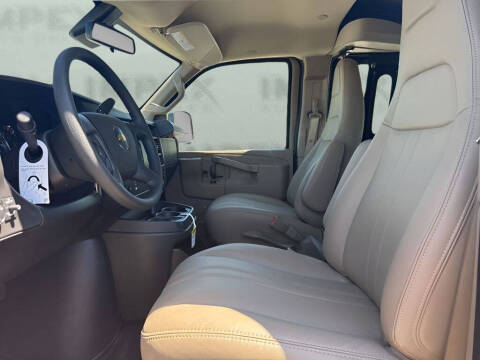 2026 Chevrolet Express 3500