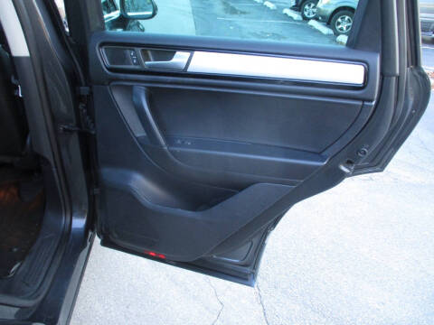 2014 Volkswagen Touareg TDI Sport