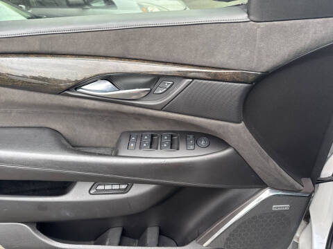 2016 Cadillac Escalade Platinum