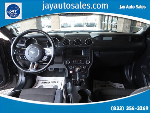 2016 Ford Mustang V6