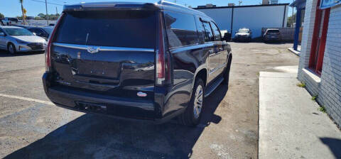 2016 Cadillac Escalade ESV Standard