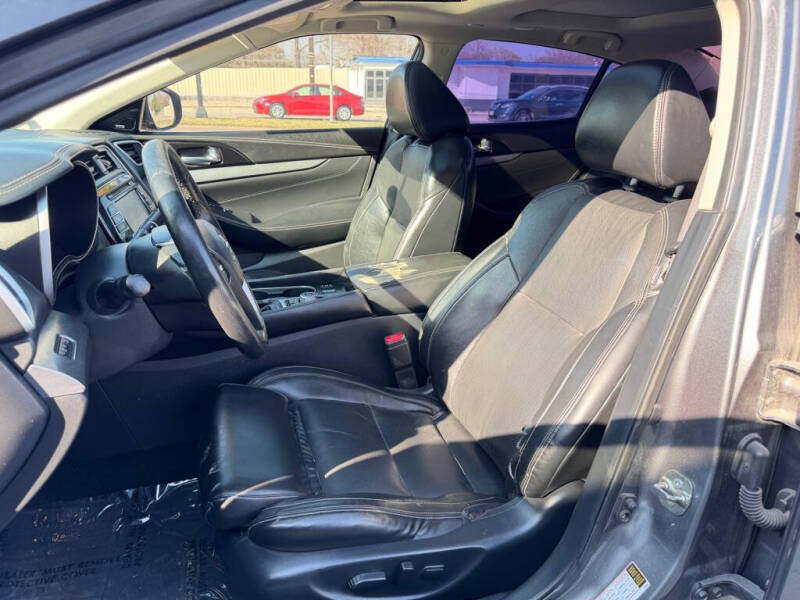 2017 Nissan Maxima