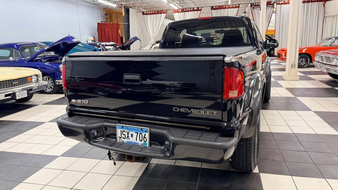 2003 Chevrolet S-10 4