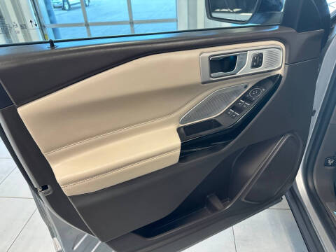 2021 Ford Explorer Platinum