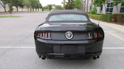 2014 Ford Mustang V6