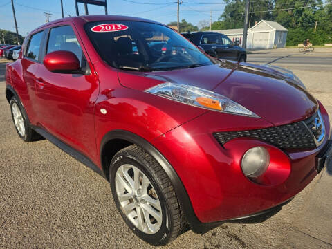 2013 Nissan JUKE for sale at El Pueblo Auto Sales in Des Moines IA