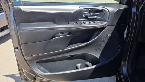 2015 Dodge Grand Caravan R/T