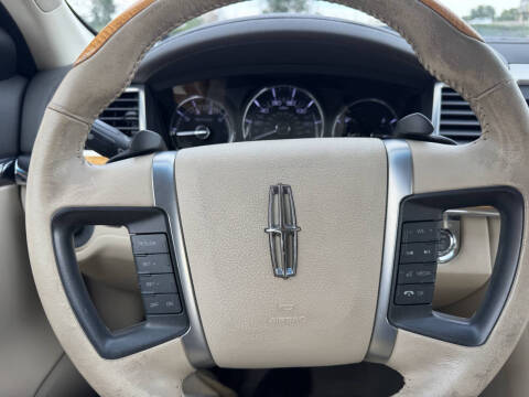 2011 Lincoln MKS