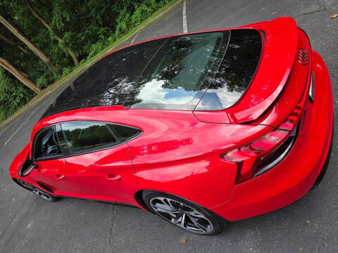 2024 Audi e-tron GT quattro Premium Plus