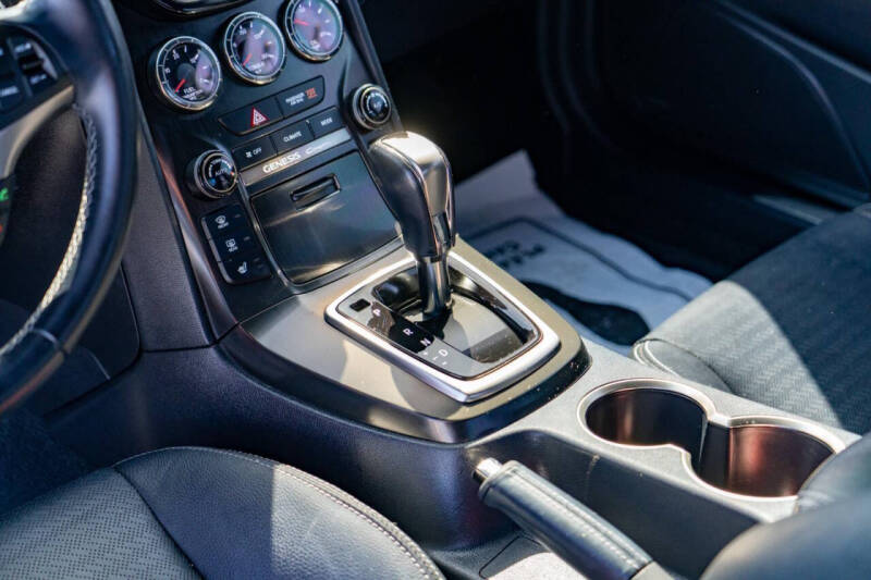 2016 Hyundai Genesis Coupe