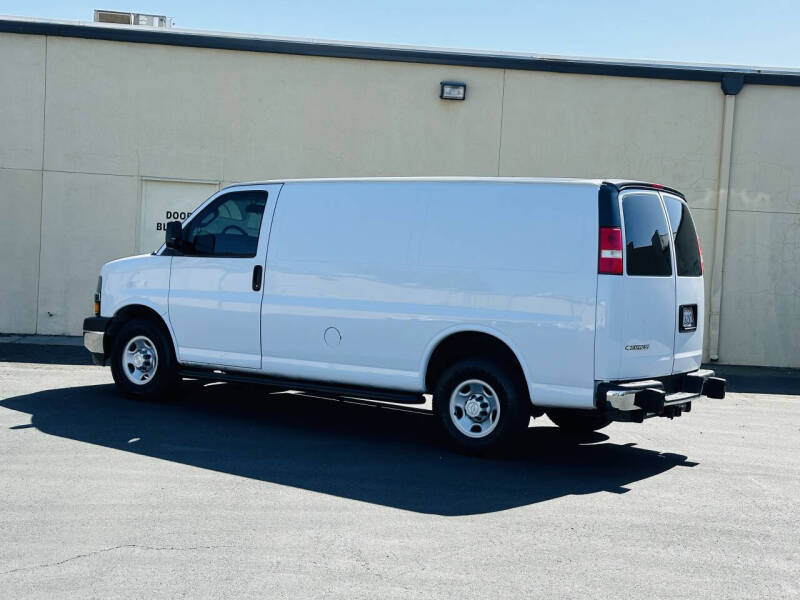 2018 Chevrolet Express 2500